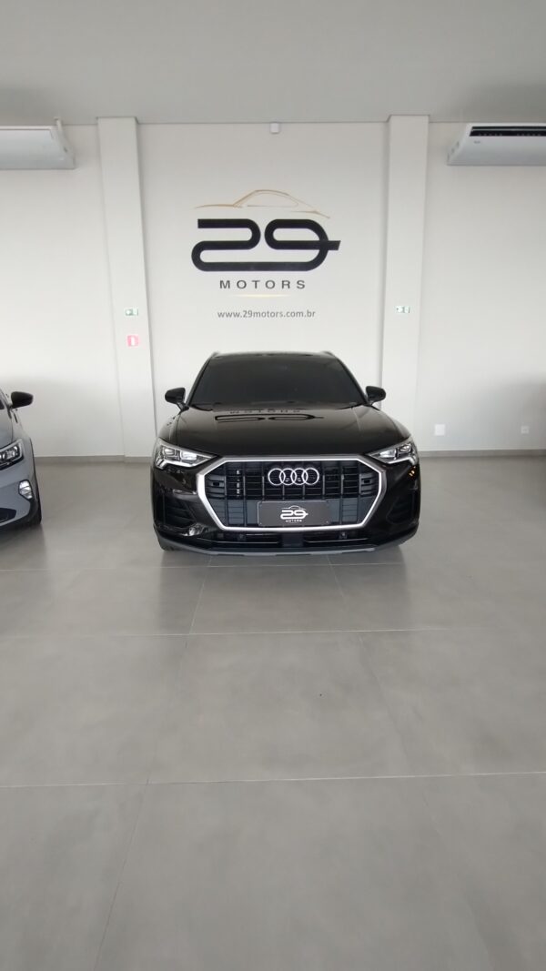 Audi Q3 Prestige Plus<br>2021/2021 - Image 4