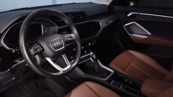 Audi Q3 Prestige Plus<br>2021/2021 - Image 7