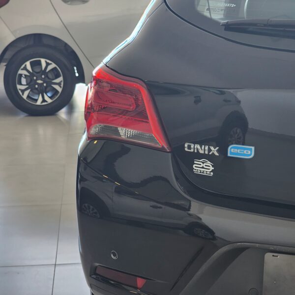 Chevrolet Onix LTZ<br>2018 - Image 7